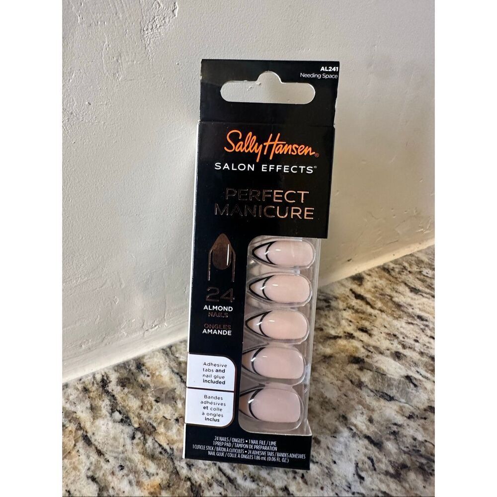 Sally Hansen Salon Effects Perfect Manicure 24 Press on Nails With Glue Almond